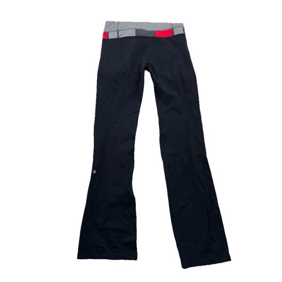 Lululemon Women Size 8 Yoga Pants Pull On Stretch Bootcut 34" Inseam Black 63-1 - Picture 1 of 7